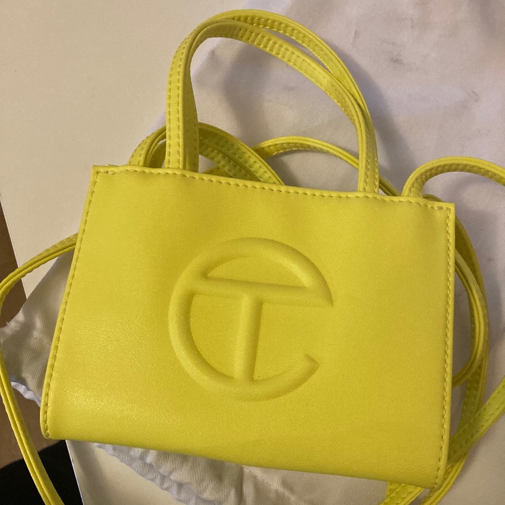TELFAR MINI HIGHLIGHTER YELLOW